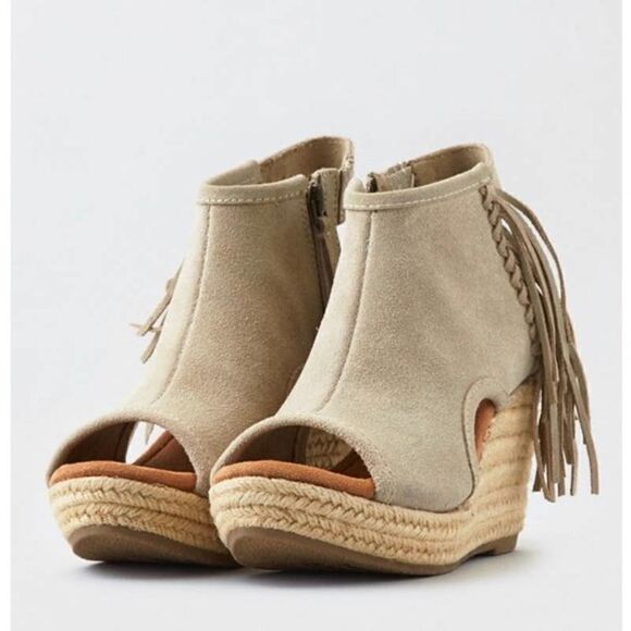 Minnetonka Blaire Fringe Suede Leather Open-Toe Wedge Espadrilles Stone Size 9 - Picture 1 of 9